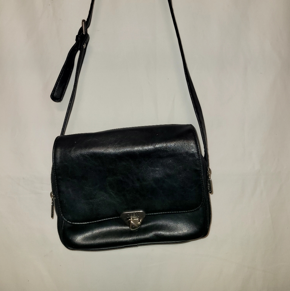 Ventage Guess Elegant Black Leather Shoulder Bag